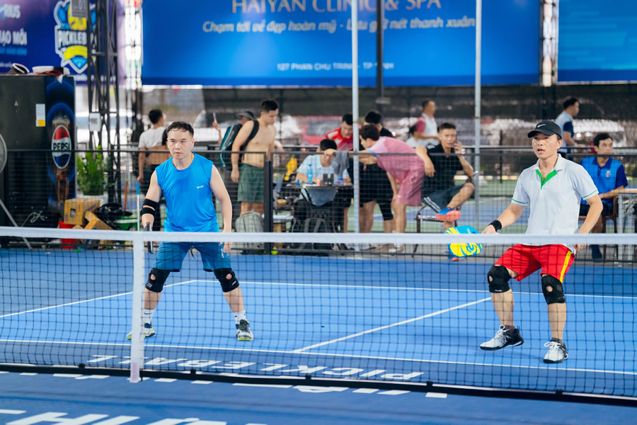 Tổ chức sự kiện thể thao marathon chạy bộ, b&oacute;ng đ&aacute;, b&oacute;ng chuyền, b&oacute;ng rổ, cầu l&ocirc;ng, tennis	